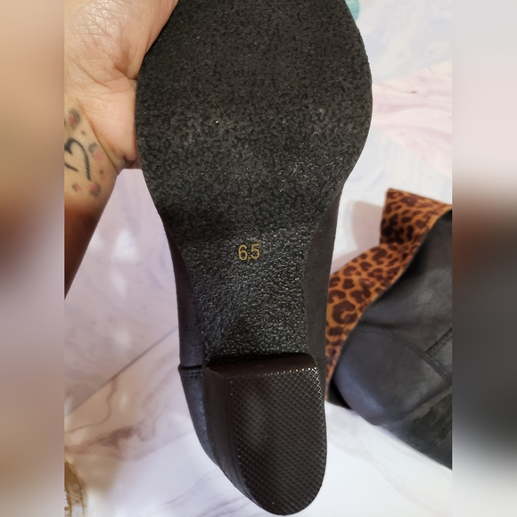 Sbicca Vintage Collection Foldable Booties Size 6.5 - Picture 3 of 5